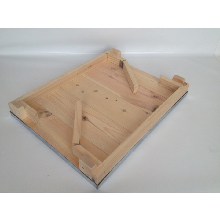 1/2 Nb kaptár, műlépes keretekkel