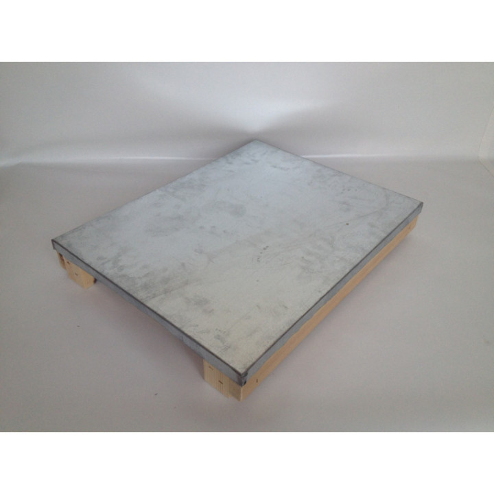 Hunor  műlépes keretekkel