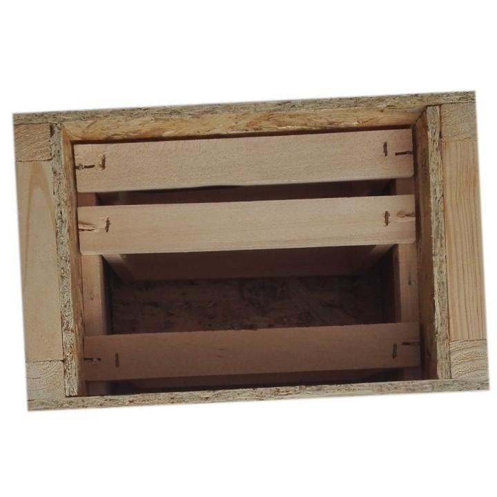 Anyanevelő kaptár (4 keretes)