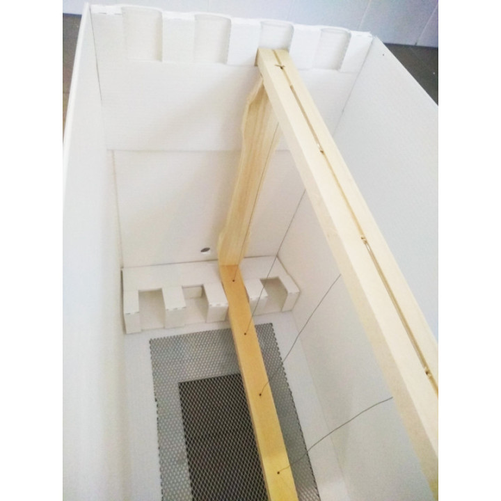 Hunor rajláda, lapra szerelt