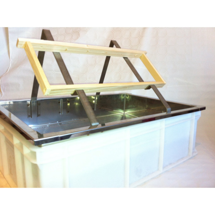 Fedelező láda, fedelező állvánnyal, rozsdamentes betéttel