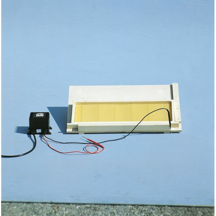 Fa kerettartó állvány drótmelegítő trafóhoz