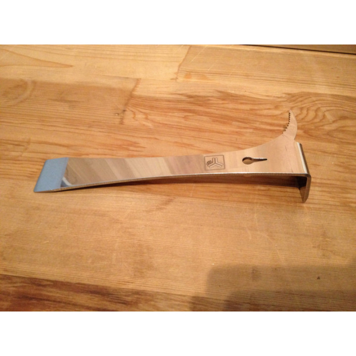 Kaptárvas sarkantyúval