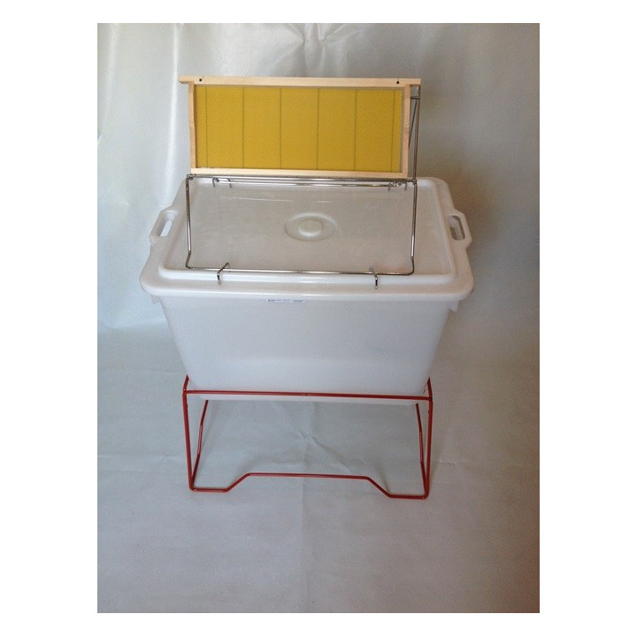 Fedelező tartály műanyag fedéllel